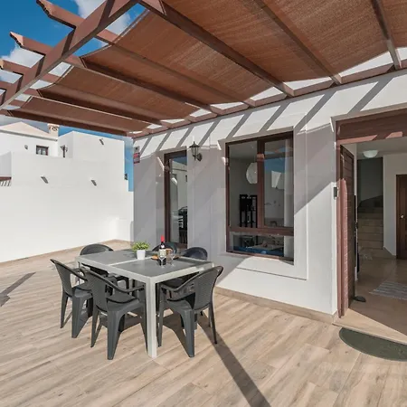 Luxury Lanzarote فيلة بلايا بلانكا
