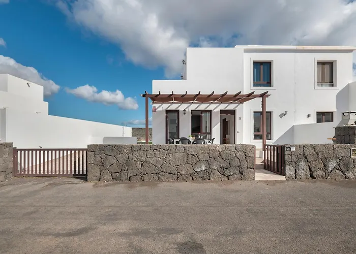 فيلة Luxury Lanzarote بلايا بلانكا