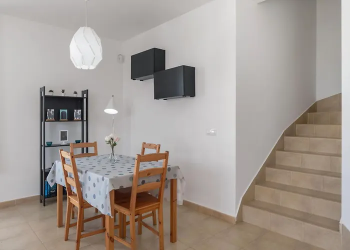 فيلة Luxury Lanzarote *